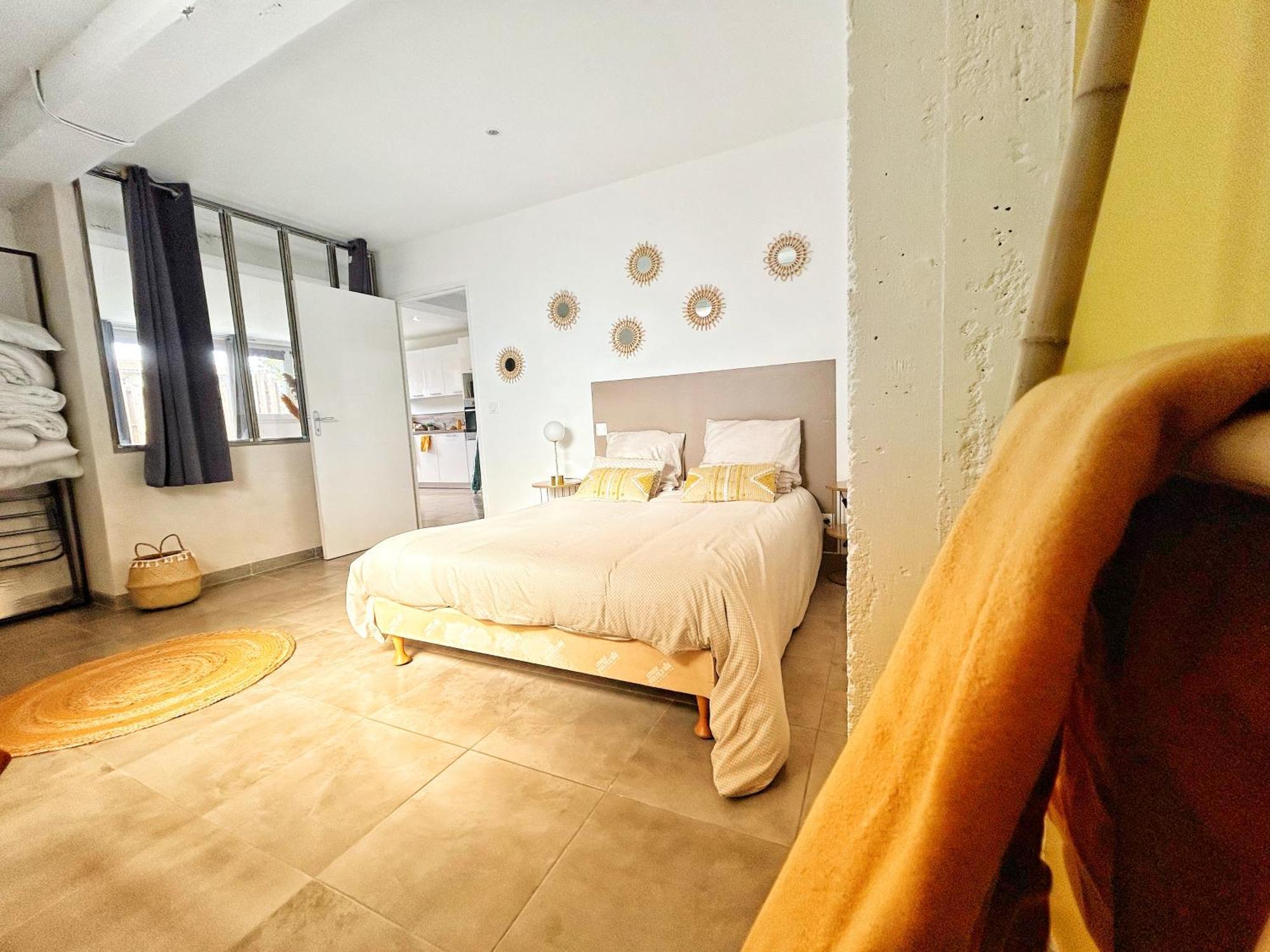 Doux Rouinet Cocoon Apartment Fourques  Exterior foto