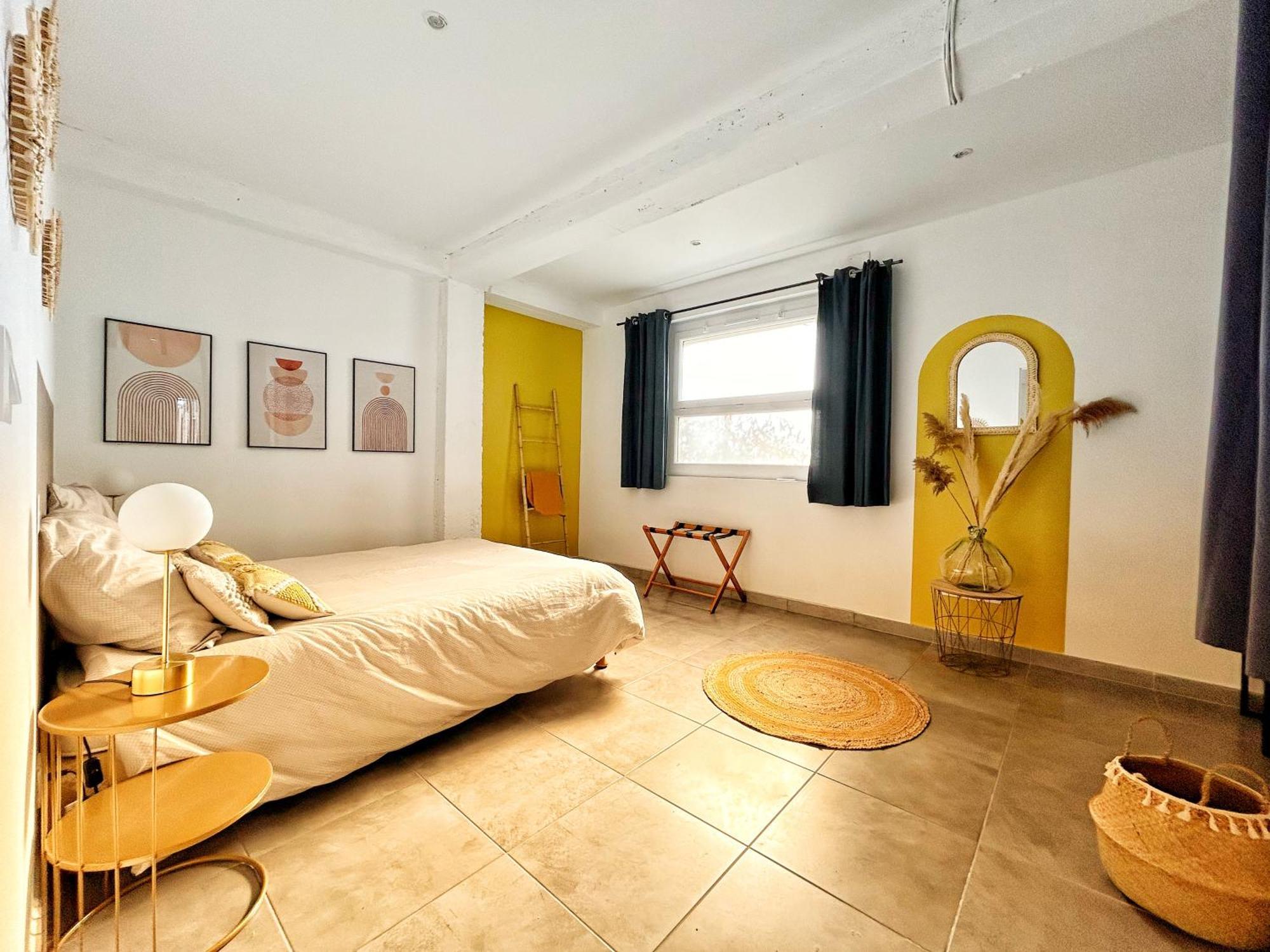 Doux Rouinet Cocoon Apartment Fourques  Exterior foto