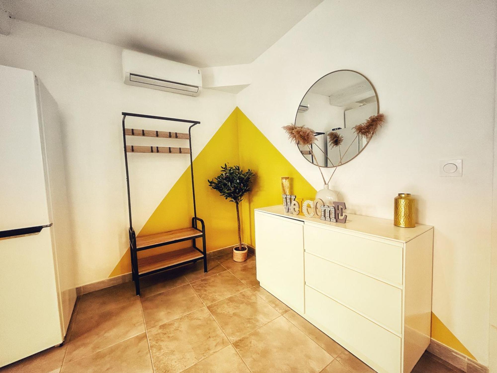 Doux Rouinet Cocoon Apartment Fourques  Exterior foto